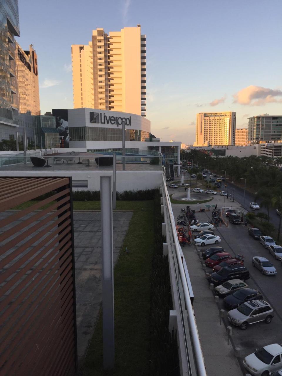Malecon Rentals Cancun Exterior photo